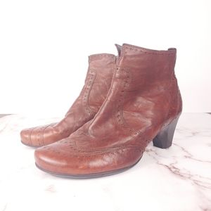 Gabor Leather Ankle Booties